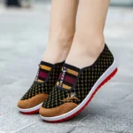 Comfortable Women’s Soft-Soled Non-Slip Casual Cloth Shoes for Middle-Aged Women - Image 2