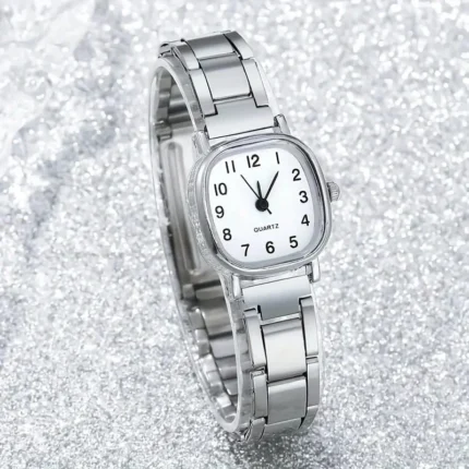 Square Minimalist Women's Watch with Digital Scale and Steel Strap - Quartz Watch